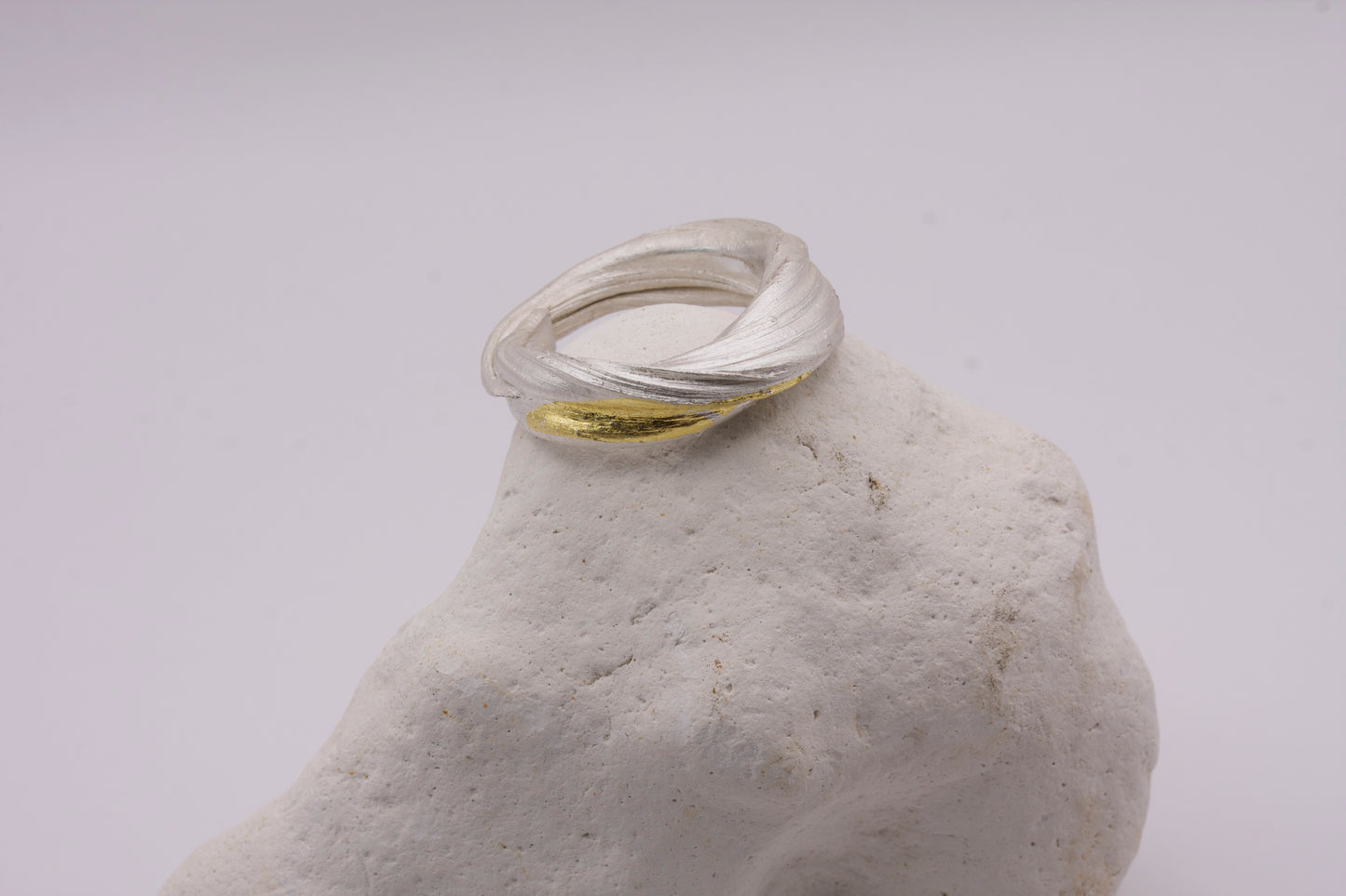 Sterling Silver Mitsuro Hikime Ring with Keum Boo Gold Detail size P